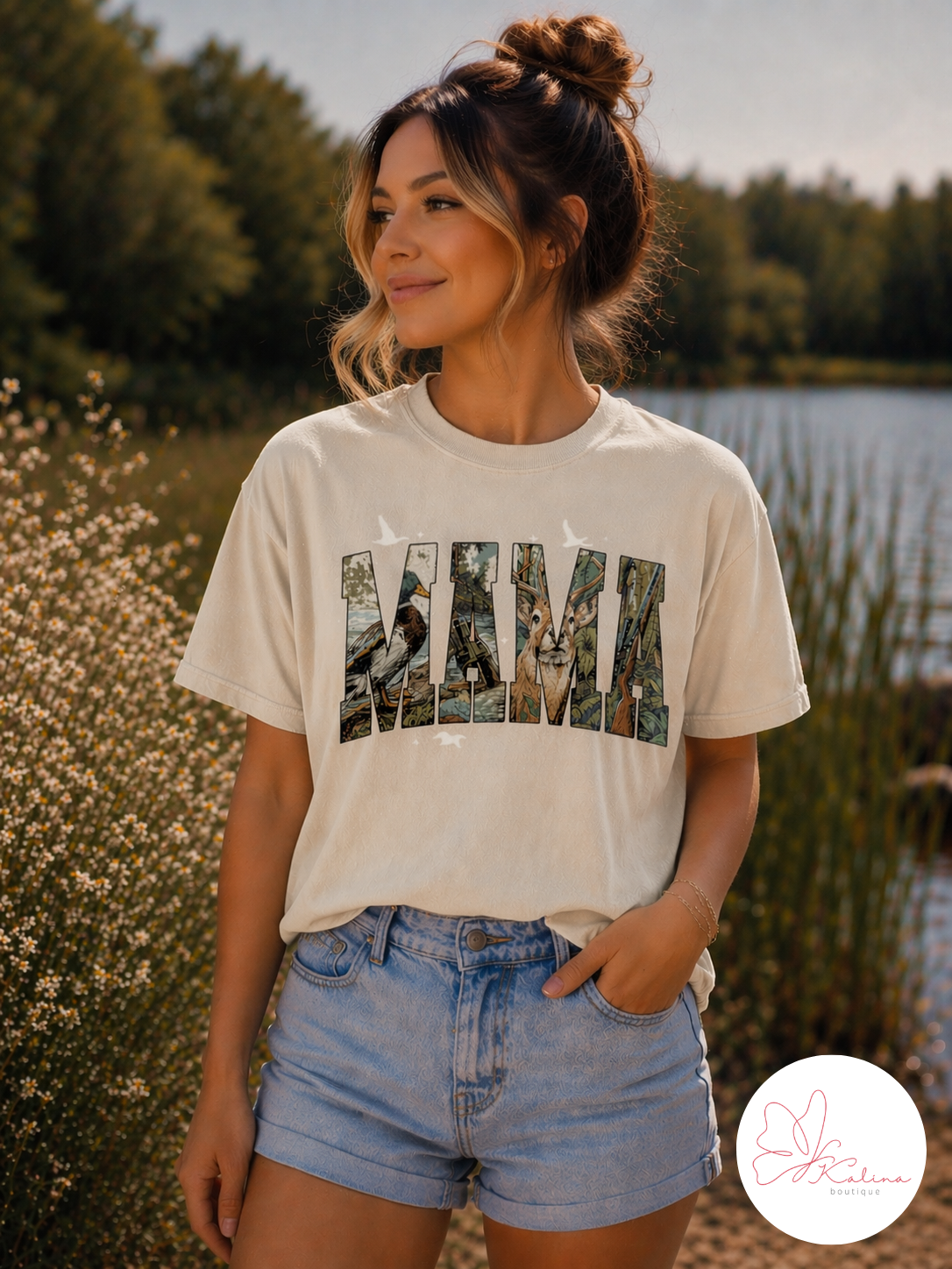 Hunting Mama Graphic Tee