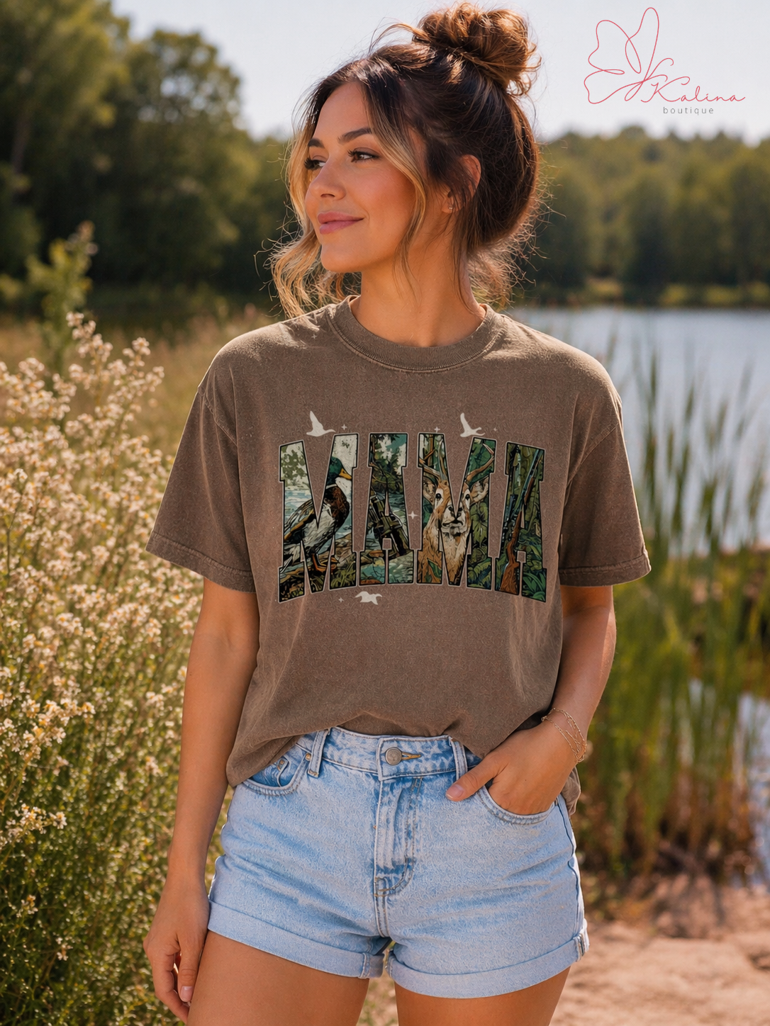 Hunting Mama Graphic Tee