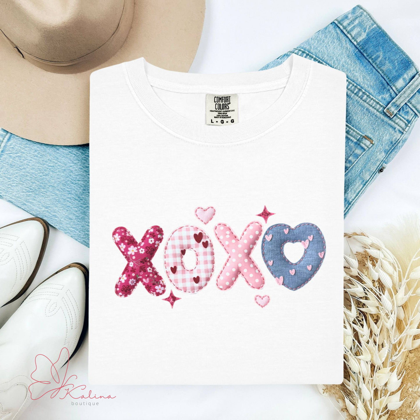 XOXO Tee