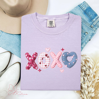 XOXO Tee