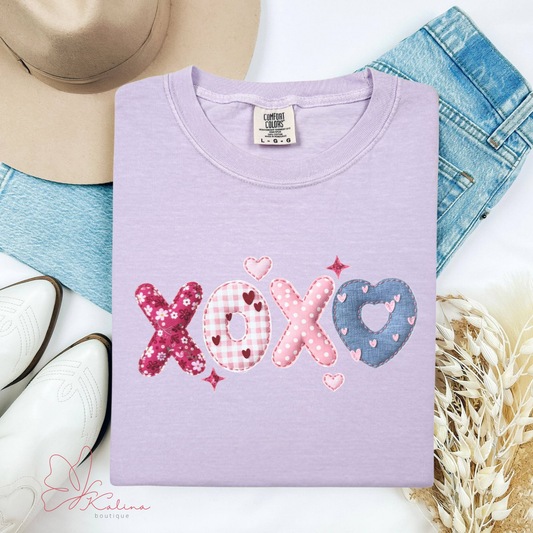 XOXO Tee